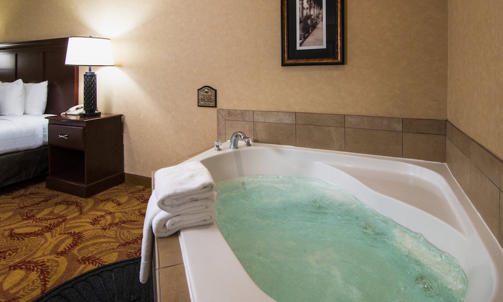 The Grand Hotel Salem - photo 42