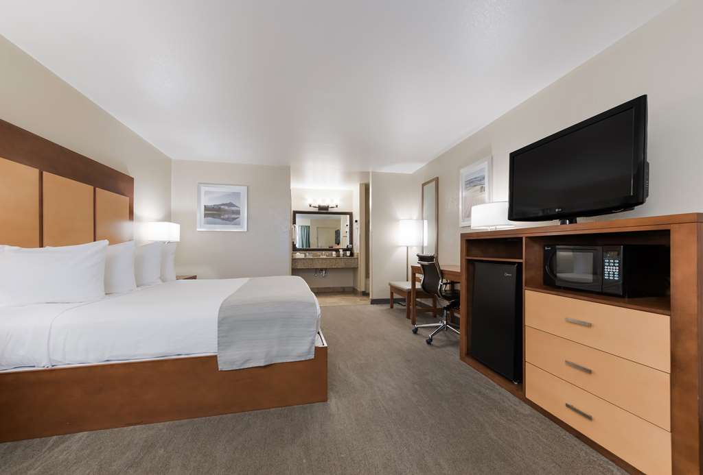 Best Western Foothills Inn - photo 12