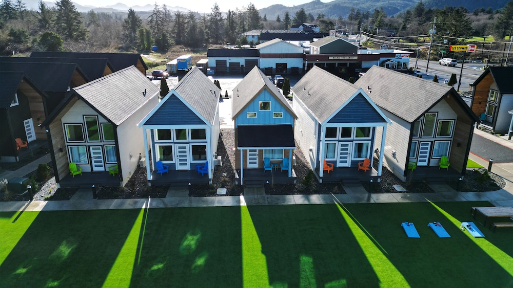 The Commons Urban Coastal Lodging in Seaside, United States