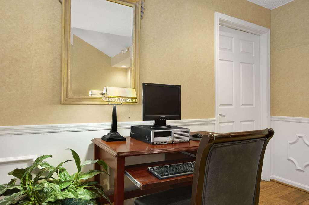 Baymont by Wyndham Thomasville - photo 29