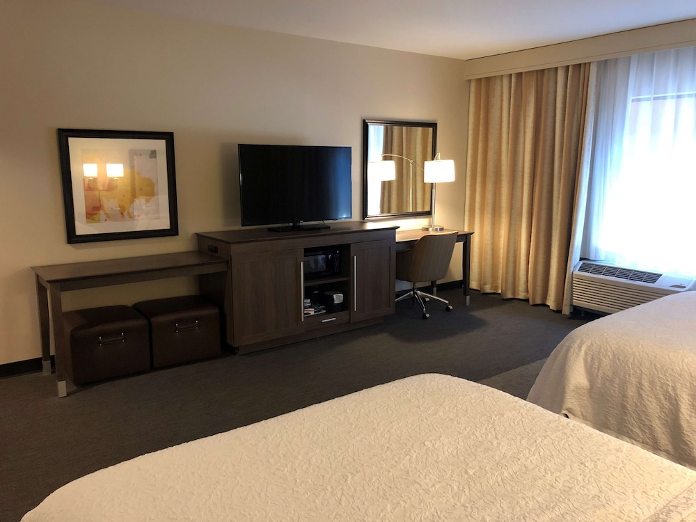 Hampton Inn & Suites Ponca City - photo 17