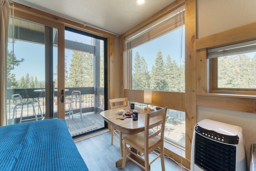 Village Studio by Avantstay Minutes to Lifts - photo 8