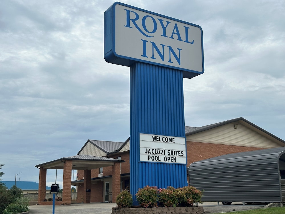Royal Inn - carbon neutral hotel in Anniston