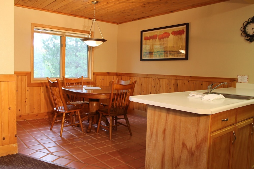 Mount Shasta Resort - photo 22