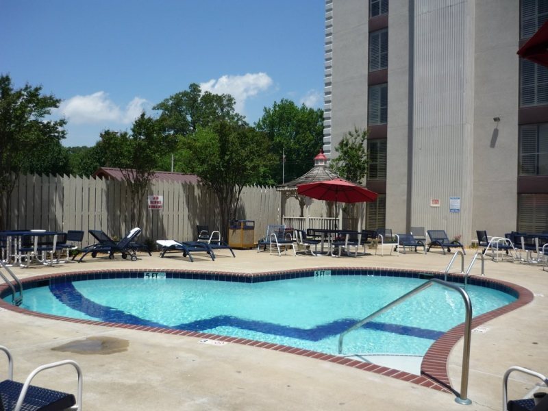 Elvis Presley's Heartbreak Hotel - photo 10