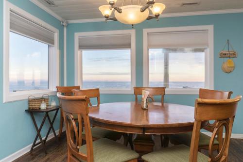 Diamond In The Rough by Oak Island Accommodations - photo 19