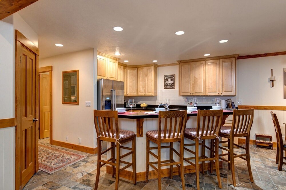 Abode at Silver Oak - photo 14