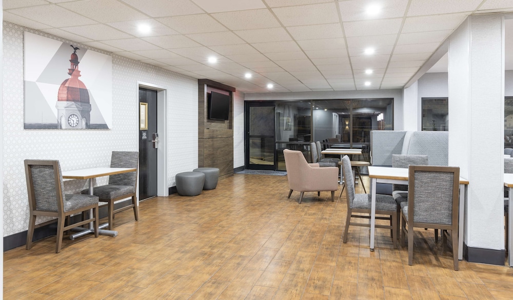 Hampton Inn Athens Georgia - photo 5