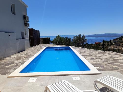 Villa TOP HILL with Private Pool — 4-Star Luxury Hotel in Makarska, Croatia