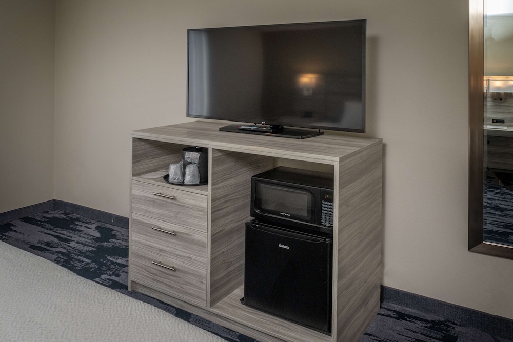 Best Western Plus Beckley Inn - photo 43