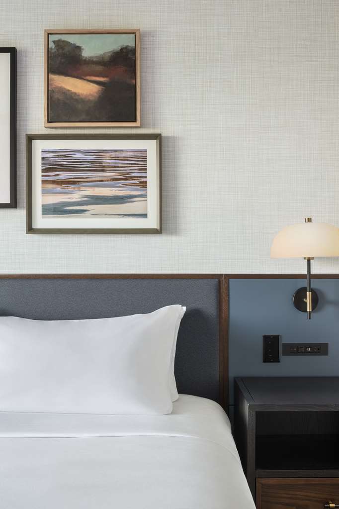 Hyatt Regency Coralville - photo 8