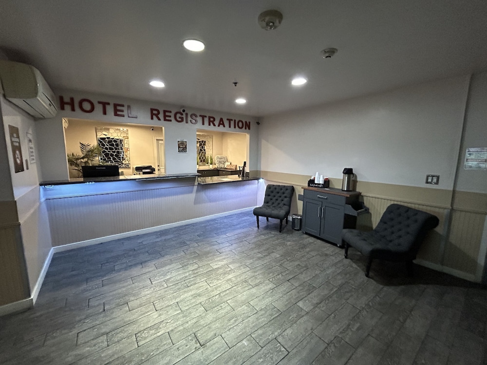 Hotel Jefe at Ojos Locos - photo 3