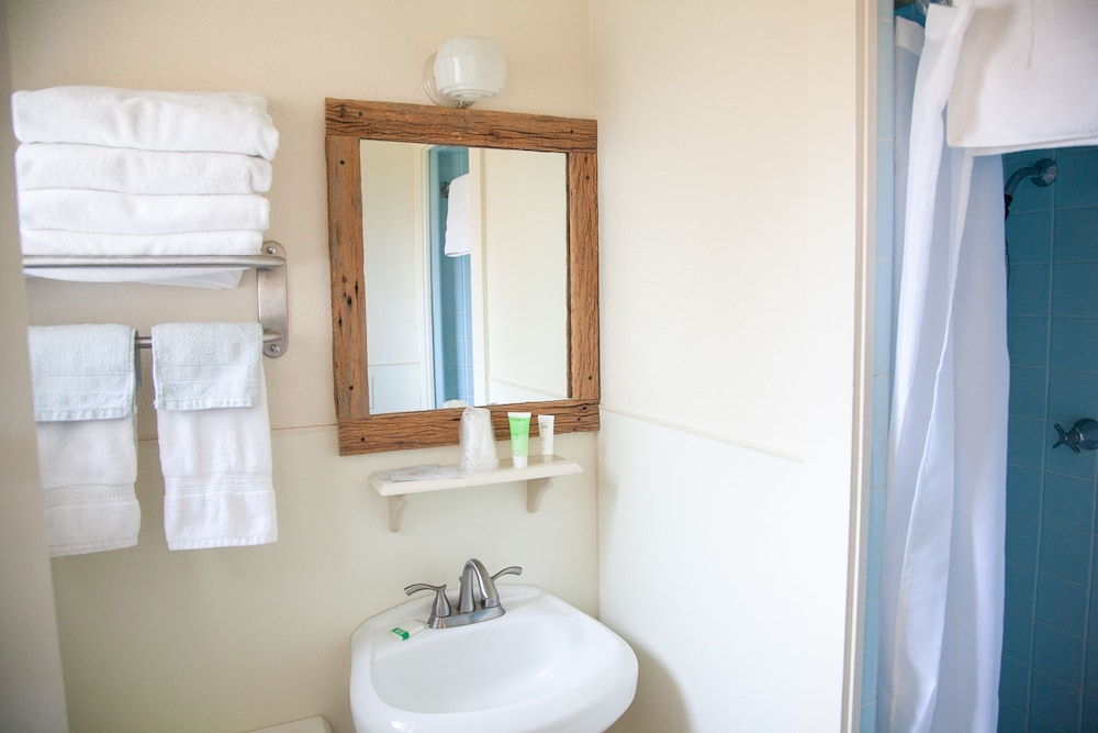 Shiner Country Inn - photo 20