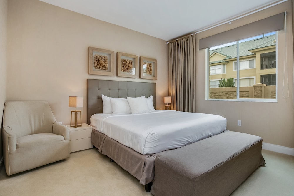 Modern Magic Village Resort Townhome - photo 16