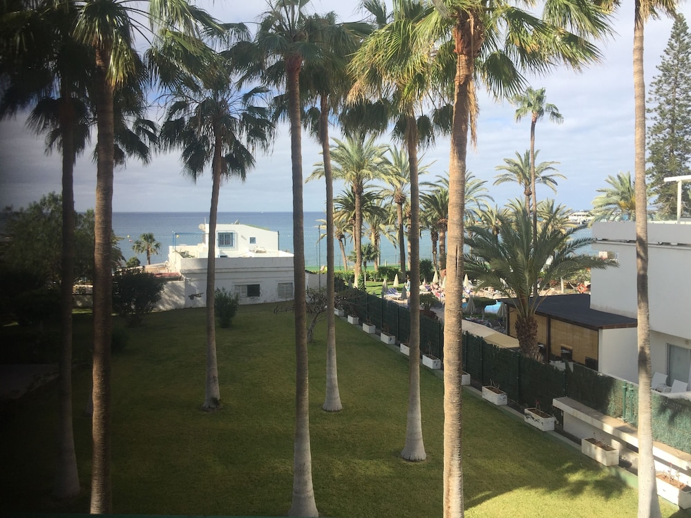 Ocean View Comodoro — carbon neutral stay, Arona