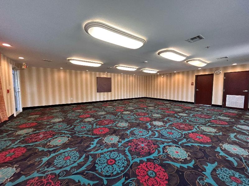 Holiday Inn Express Leesville - photo 53