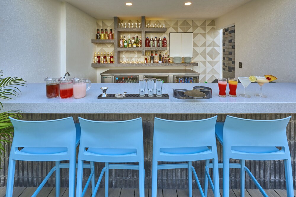Snack Bar