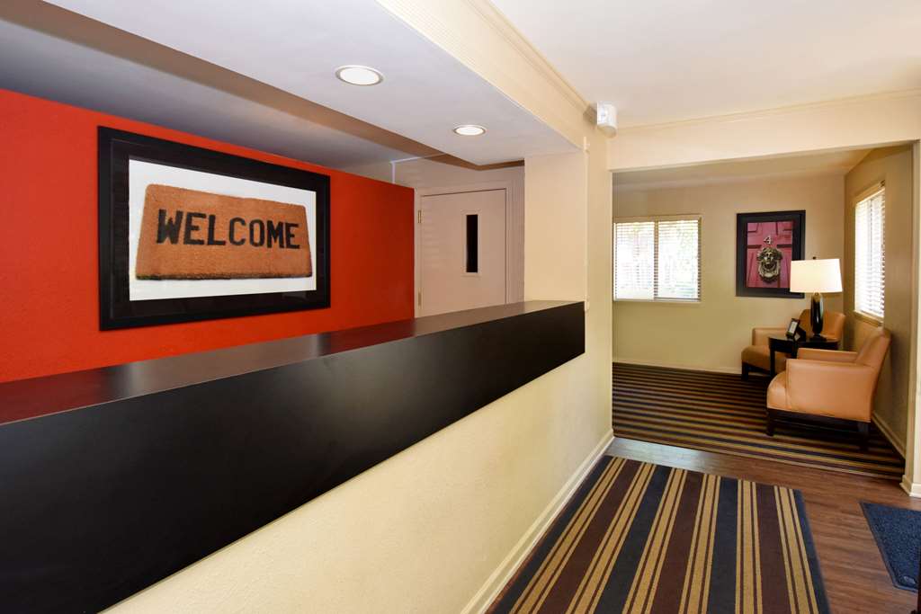 Sonesta Simply Suites Memphis - photo 2