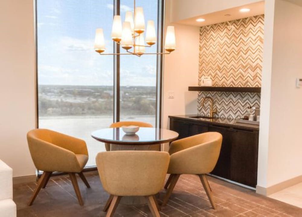 Omni Viking Lakes Hotel - photo 14