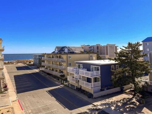 Ocean Views Private Balcony Elevator - carbon neutral hotel in Ocean City