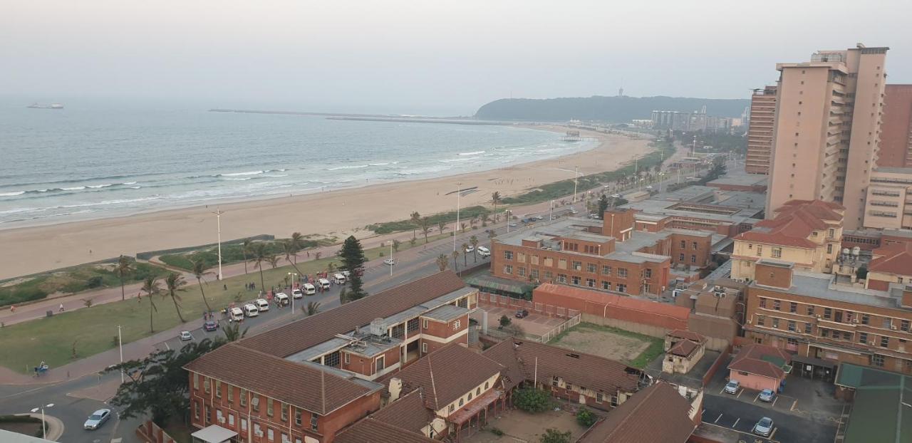 1403 on 10 South Beach — 4-Star Luxury Hotel in Durban, South Africa
