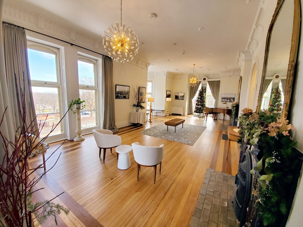 Governor's Mansion Inn and Cafe - photo 17