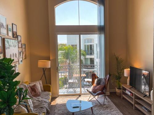 Sunny 1BDR centrally located in Marina del Rey — 4-Star Luxury Hotel in Los Angeles, United States