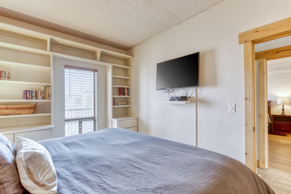 Sand & Sea Resort Condominiums - photo 136