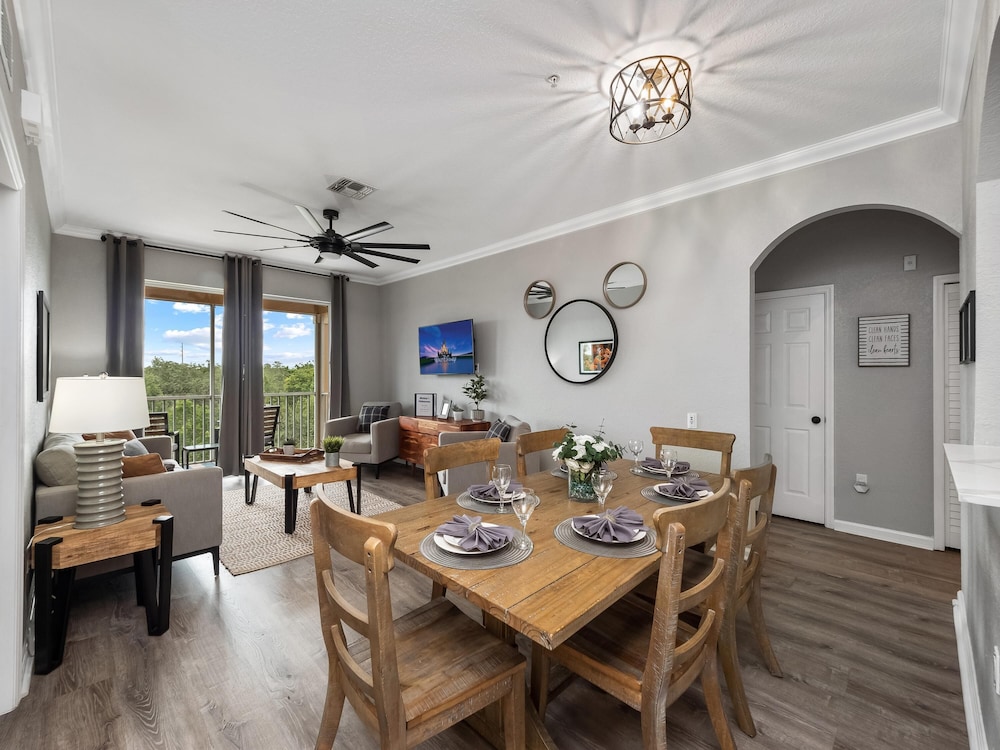 Mickey's Hideaway Windsor Hills Resort — 4-Star Luxury Hotel in Orlando, United States