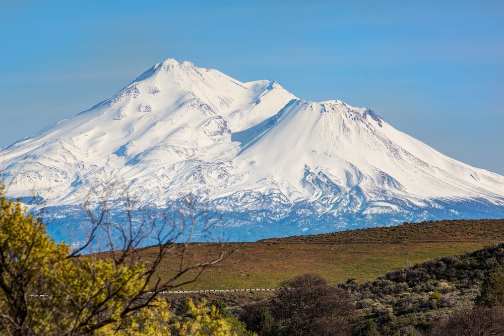 Holiday Inn Express Yreka Shasta Area by IHG - photo 44