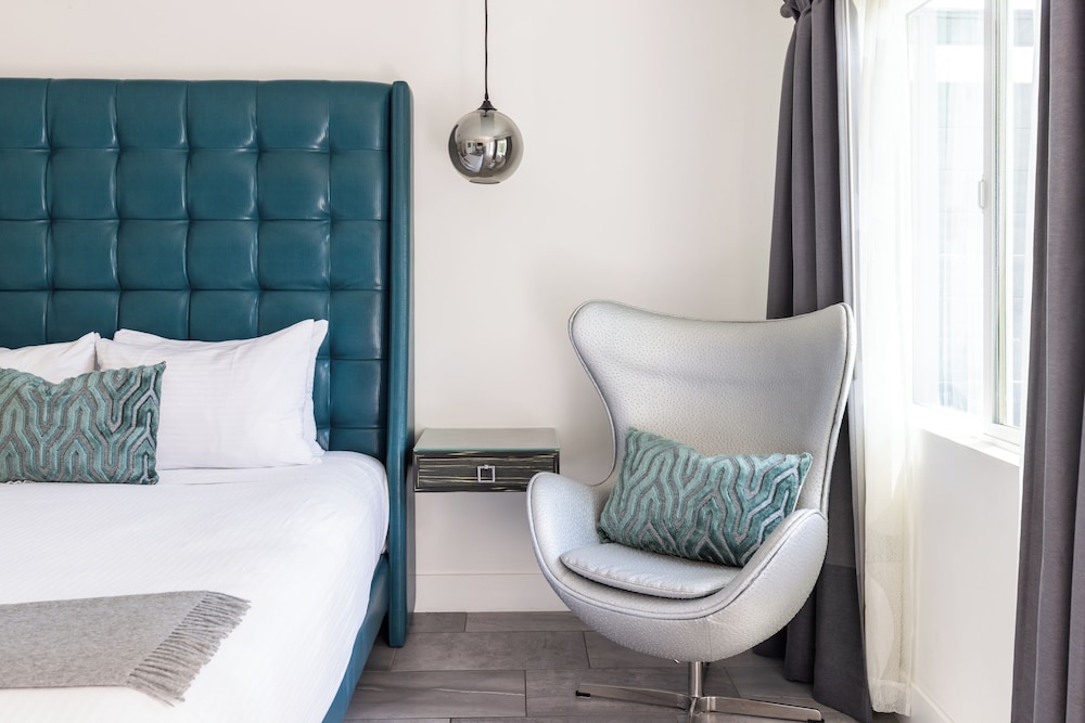 The Palm Springs Hotel - photo 17