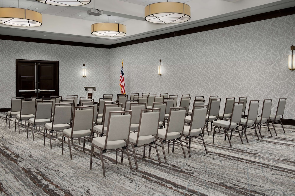 Embassy Suites Springfield - photo 49