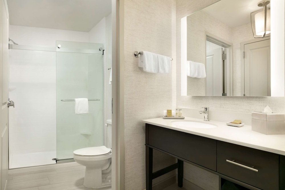 Homewood Suites by Hilton Arlington Rosslyn Key Bridge - photo 27