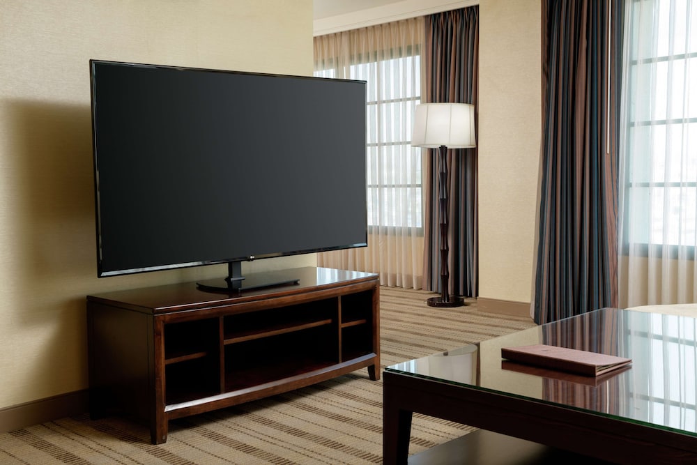 DoubleTree by Hilton San Pedro Port of Los Angeles - photo 17