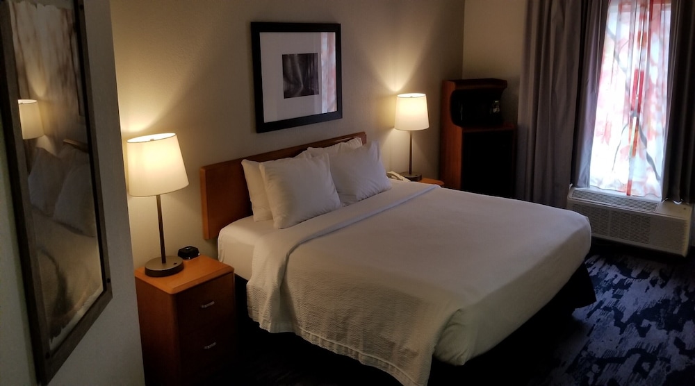 Fairfield Inn & Suites by Marriott Mt. Vernon Rend Lake - photo 7
