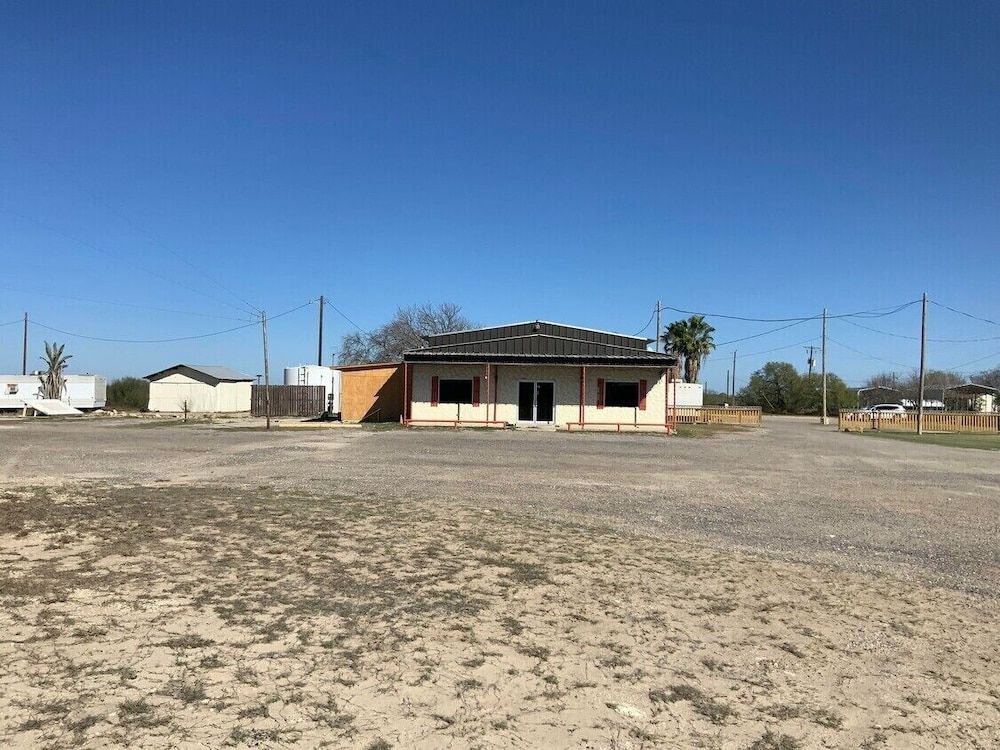 Extended Stay of Carrizo Springs - photo 19
