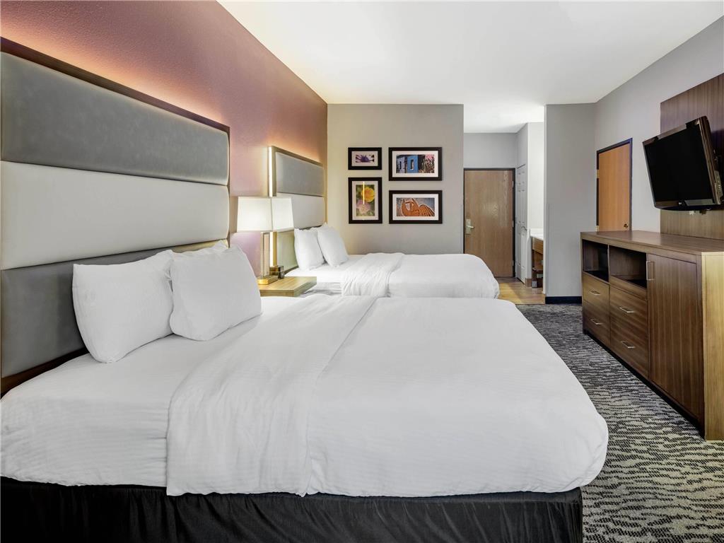 La Quinta Inn & Suites by Wyndham NW Tucson Marana - photo 39