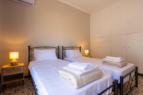 Anesis Apartment 2 — 4-Star Luxury Hotel in Artemida, Greece