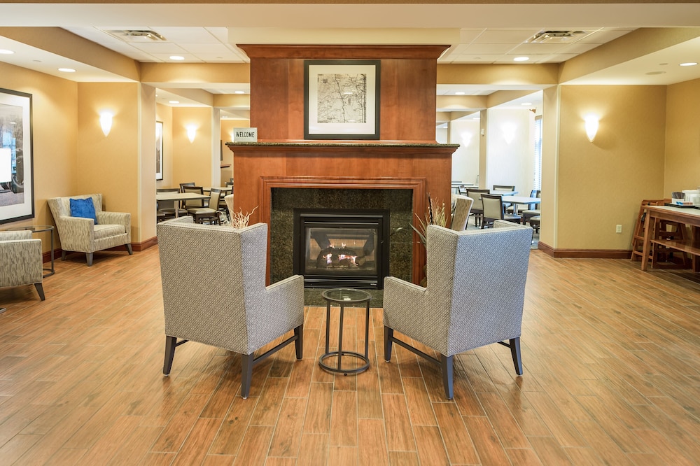 Hampton Inn Presque Isle Maine - photo 5