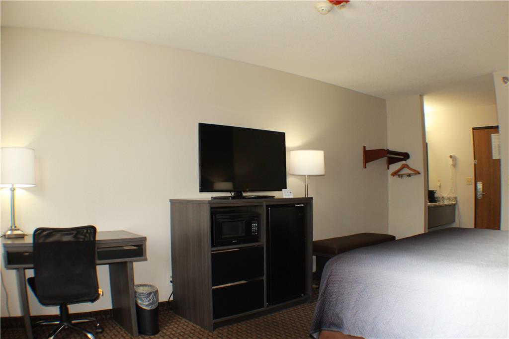 Super 8 by Wyndham Gardner - photo 19