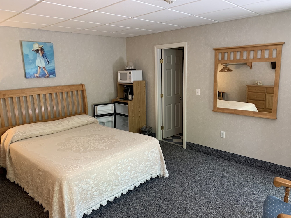 Towne Lyne Motel - photo 56