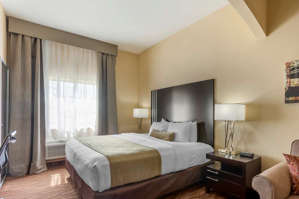 Best Western Plus Capital Inn - photo 27