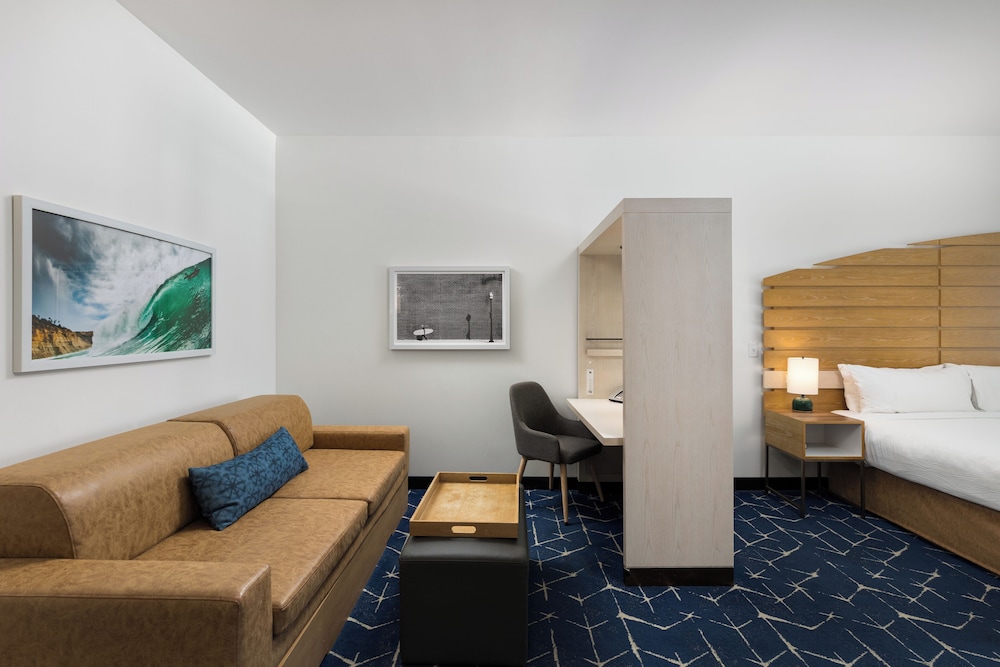 SpringHill Suites by Marriott Oceanside Beach - photo 31