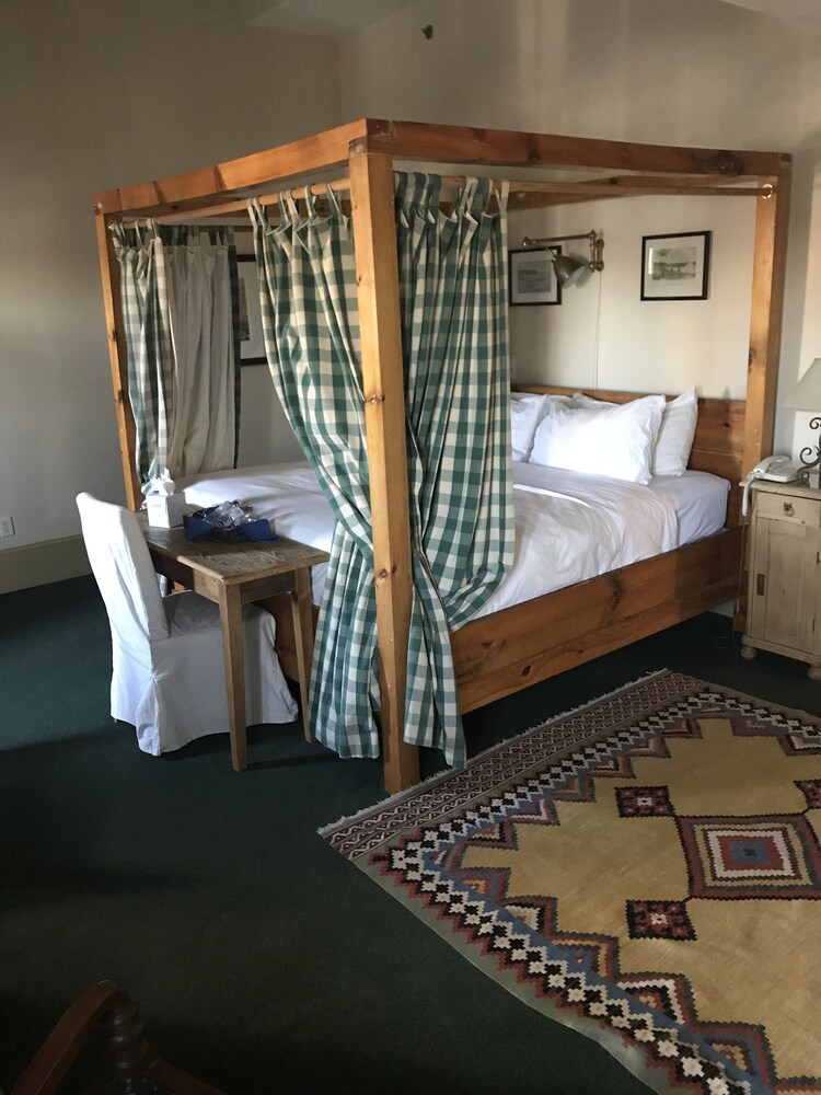 The Red Lion Inn Resort 1704 - photo 5