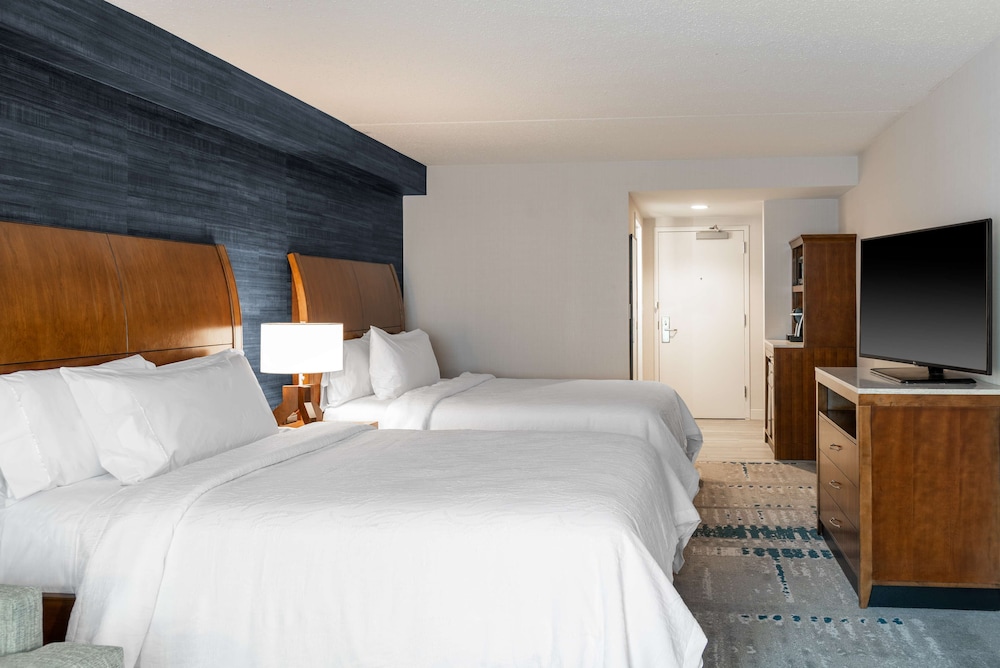 Hilton Garden Inn Arlington Courthouse Plaza - photo 17