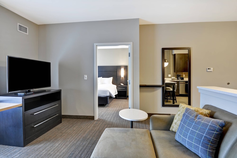 Residence Inn by Marriott Cleveland Airport Middleburg Heights - photo 6
