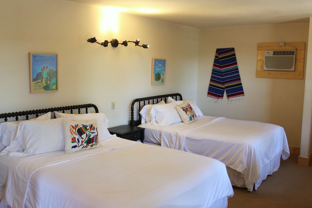 The Hotel Limpia - photo 51