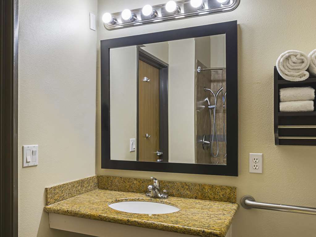 La Quinta Inn by Wyndham Olympia Lacey - photo 10