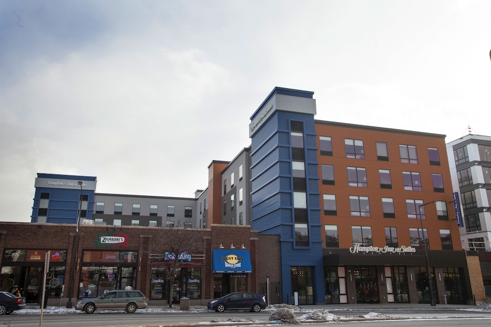 Hampton Inn & Suites Downtown St. Paul - photo 79