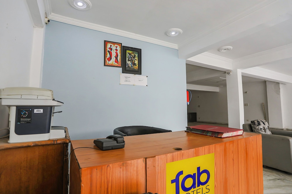 Fabexpress Samira Residency in Noida, India